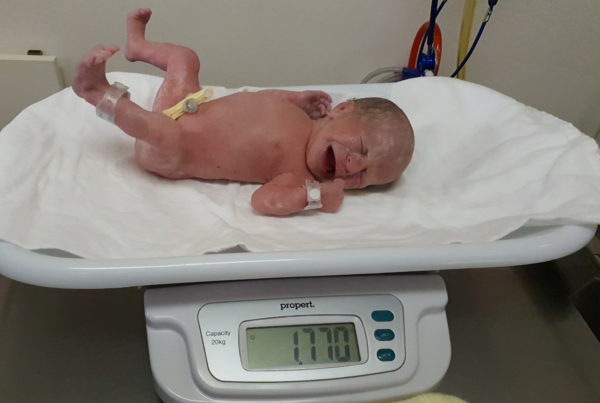 Macey-baby-scales-premature-baby